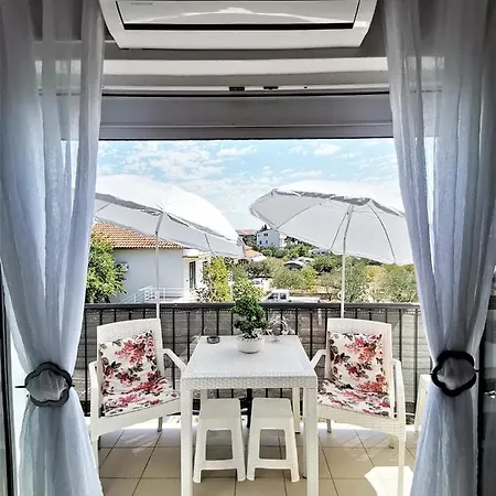 Apartment Luka Vodice